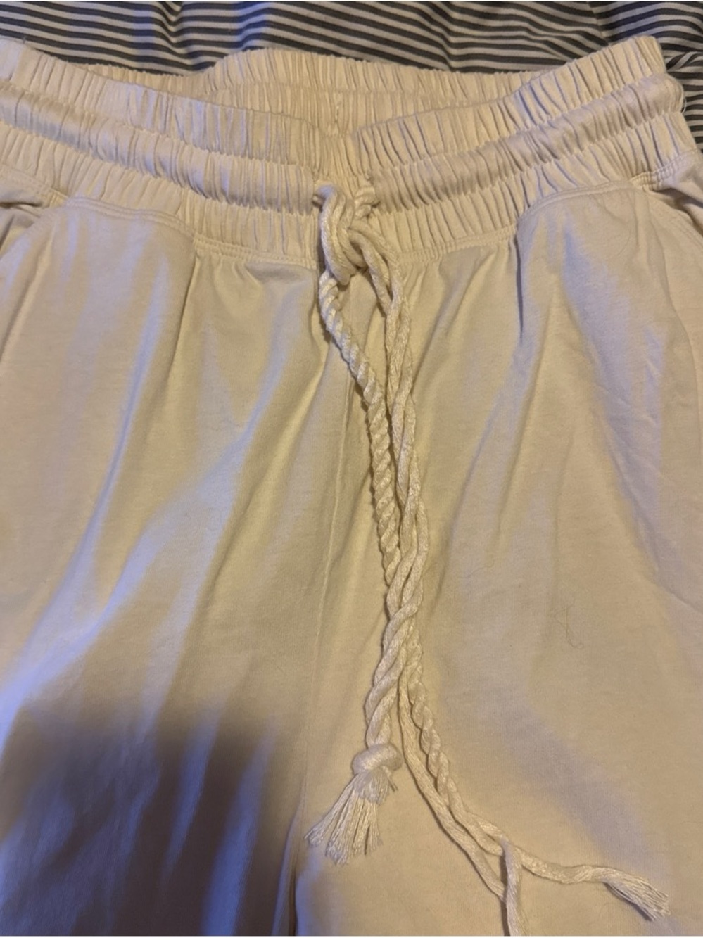 Universal Thread Cream Drawstring Joggers - Picture 3 of 4